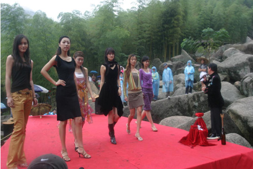 旅游杭州 品位余杭 ——杭州余杭旅游中原市場(chǎng)的托管營(yíng)銷 